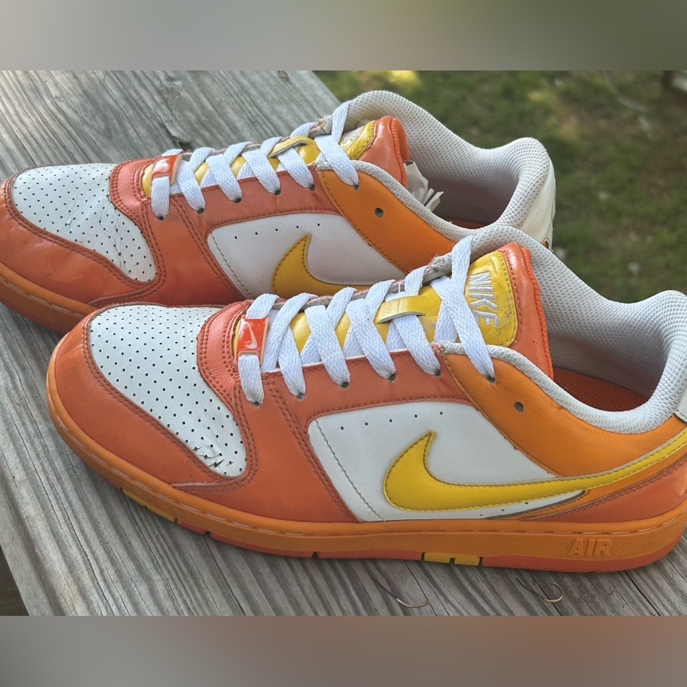 Nike Orange & Gold Low-Top Sneakers
